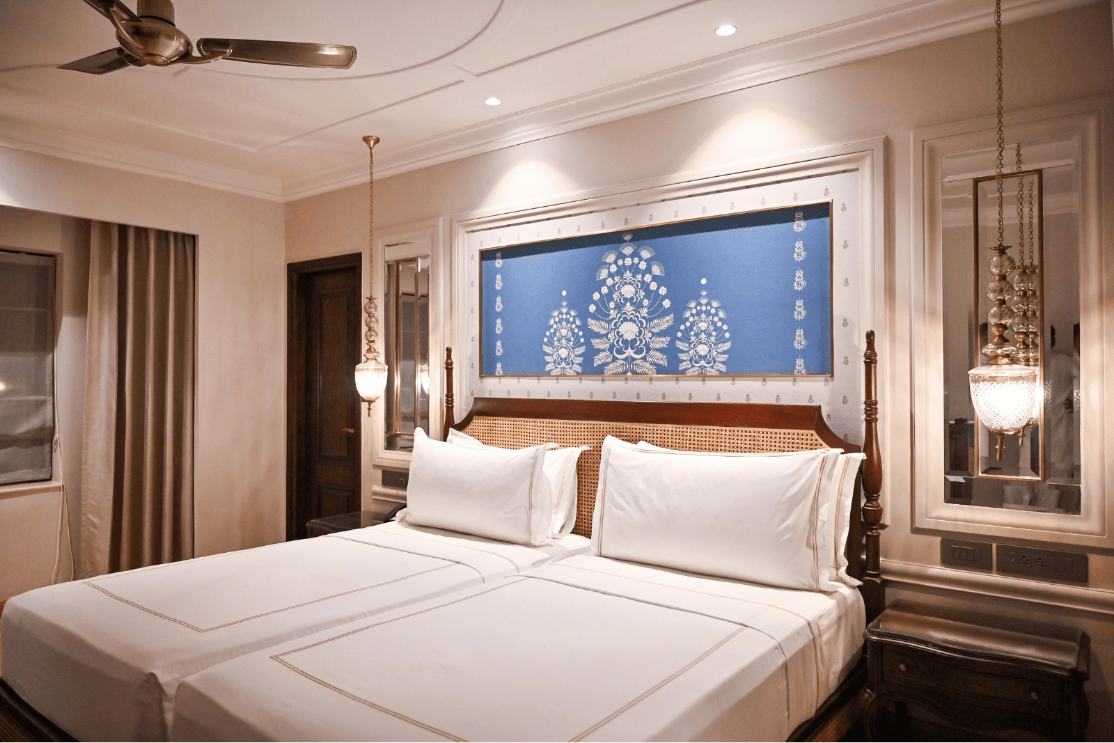 palace-twin-room